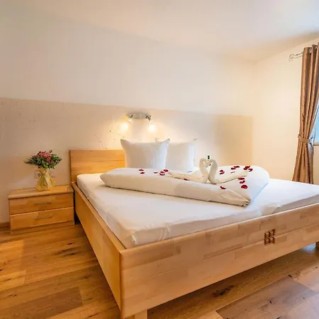 Pensjonat Haus Christlum 3*