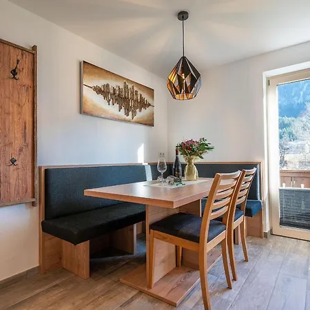 Haus Christlum Pensjonat 3*